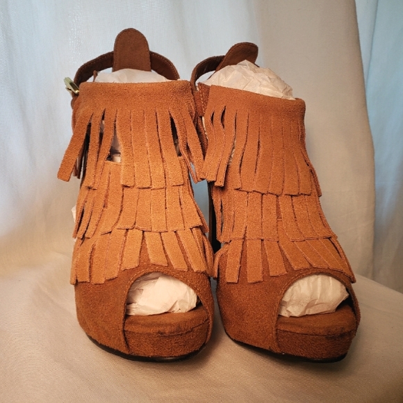 N.Y.L.A “Fancy” Suede Leather, Fringe Platform, 5 Inch Stiletto Heels - Picture 10 of 10